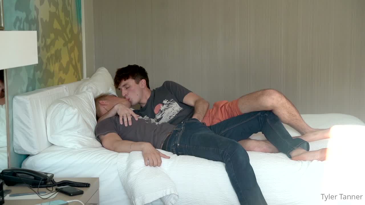 Tyler Tanner bottoms for Aiden and fucks raw